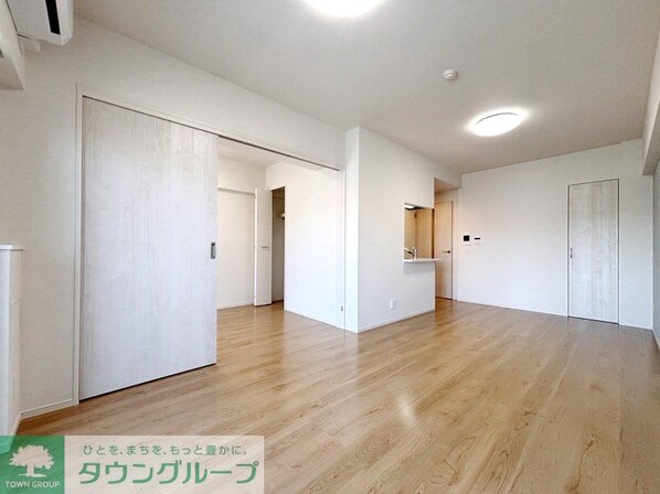 プライムガーデン赤塚の物件内観写真